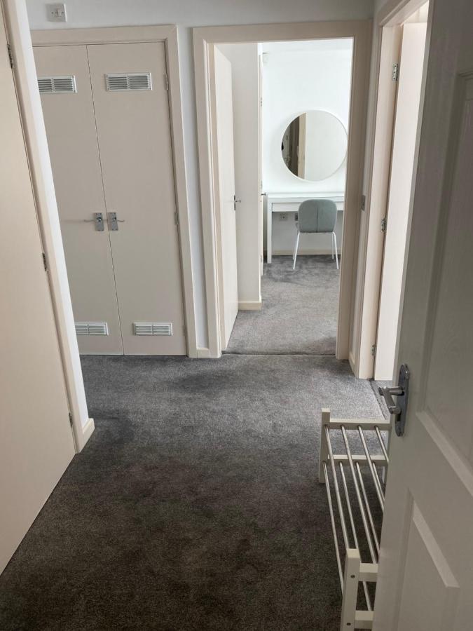 Marine Viewing 2 Bedrooms Flat Μάντσεστερ Εξωτερικό φωτογραφία